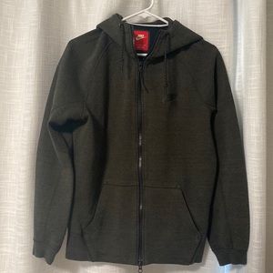 NIKE | women’s small zip up hoodie
